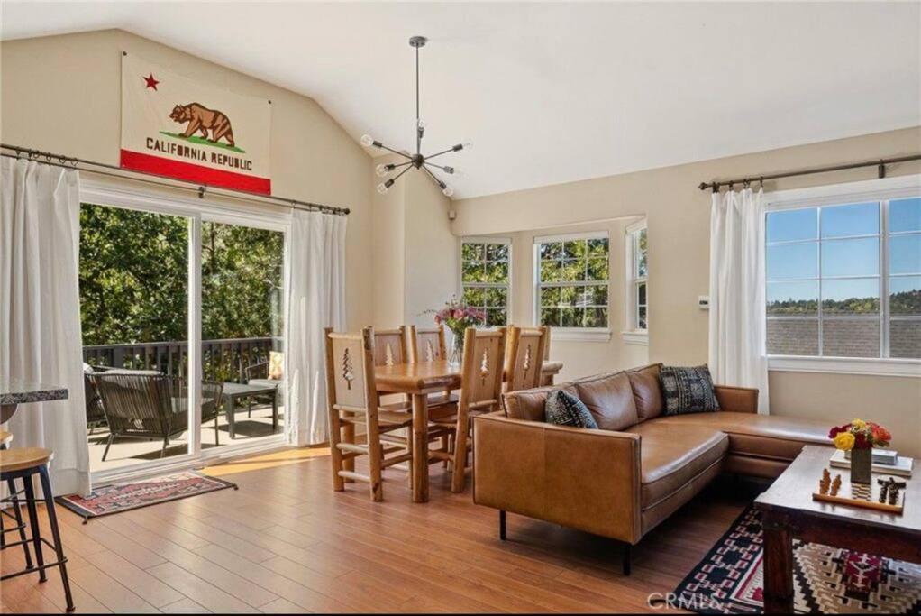 Charming Getaway Cabin Lake Arrowhead Exteriör bild